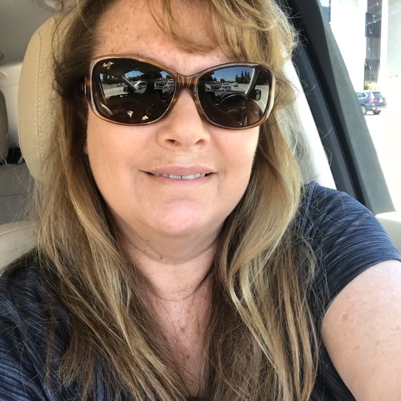 Meet your Posher, Deanne - Picture 5 of 7